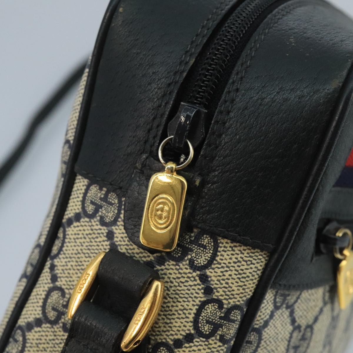 GUCCI GG Supreme Sherry Line Bag PVC Navy Gold Red 72 02 088 Auth 111626