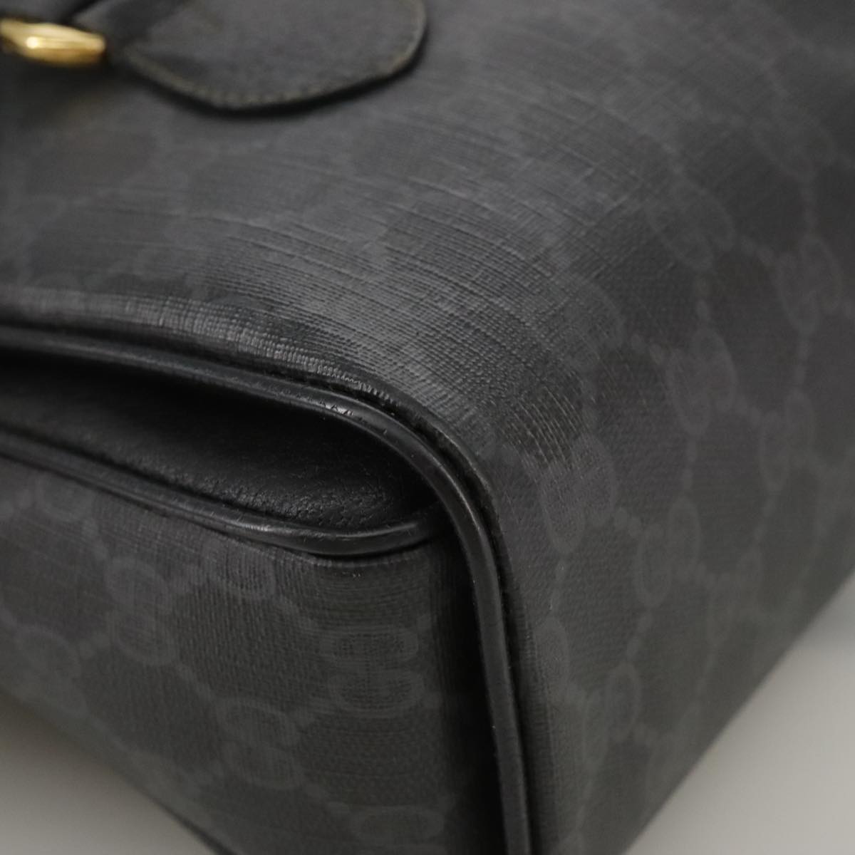 GUCCI GG Supreme Hand Bag PVC Leather Black Gold 116 02 080 Auth 111672