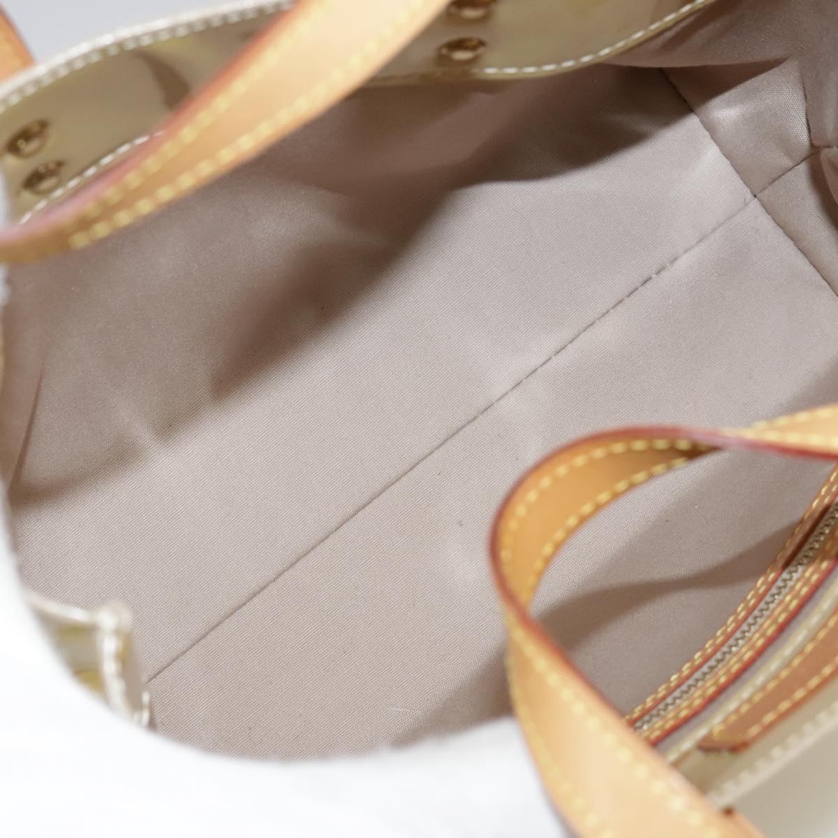 LOUIS VUITTON Monogram Vernis Reade PM Hand Bag Beige M91334 LV Auth 111752