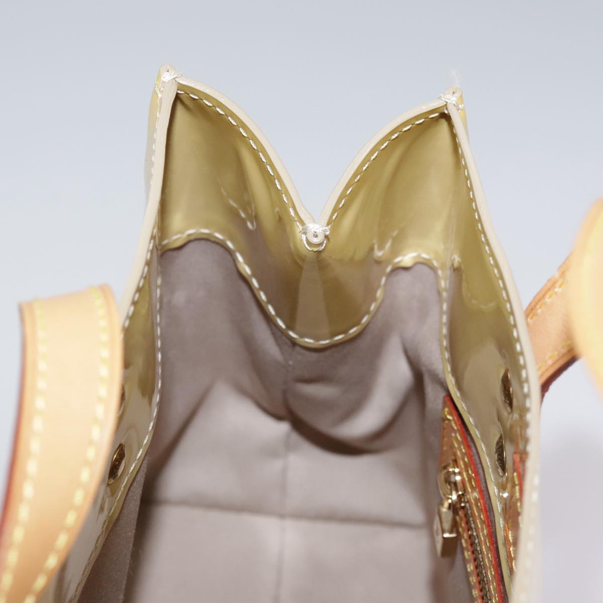LOUIS VUITTON Monogram Vernis Reade PM Hand Bag Beige M91334 LV Auth 111752