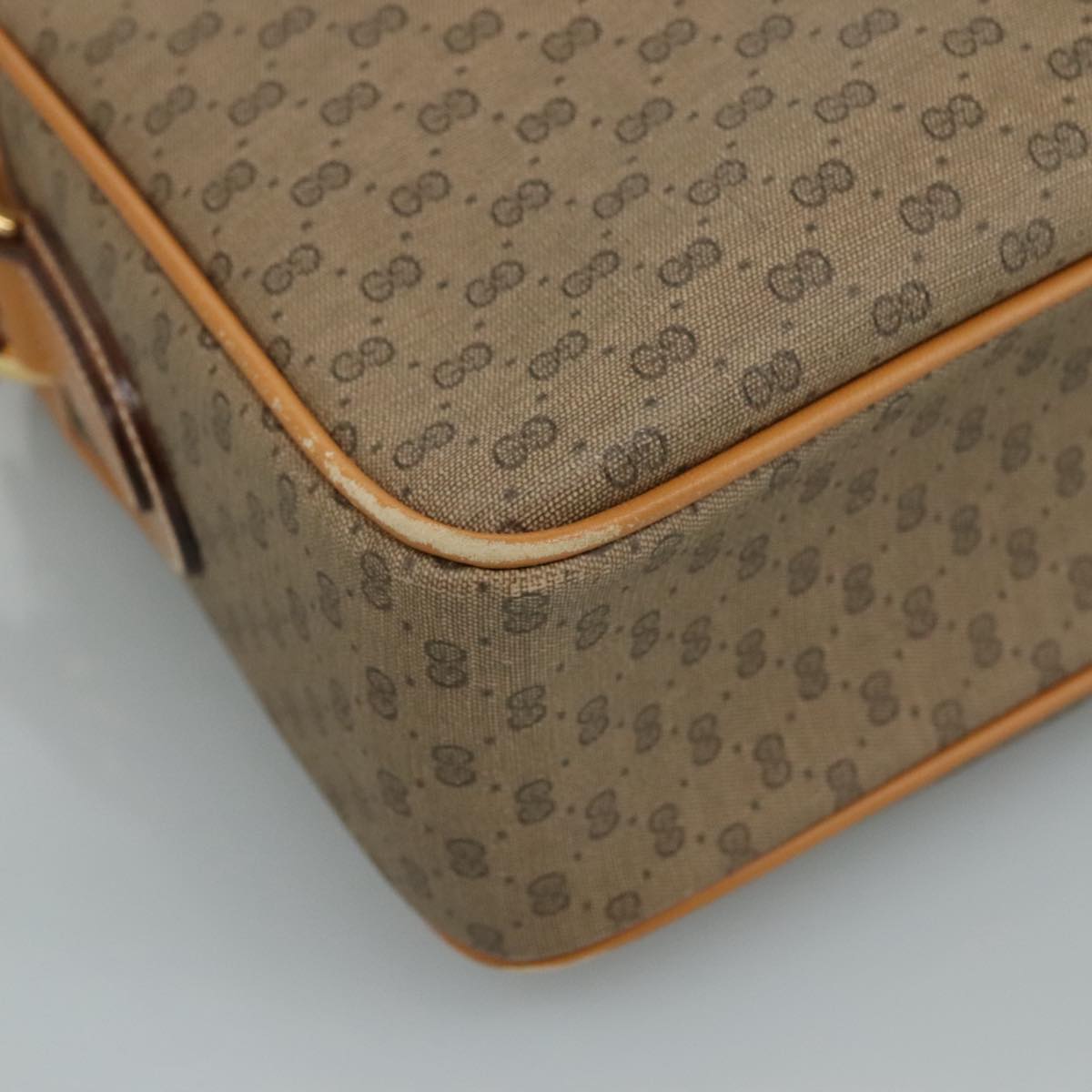 GUCCI Micro GG Supreme Shoulder Bag PVC Beige Auth 111808