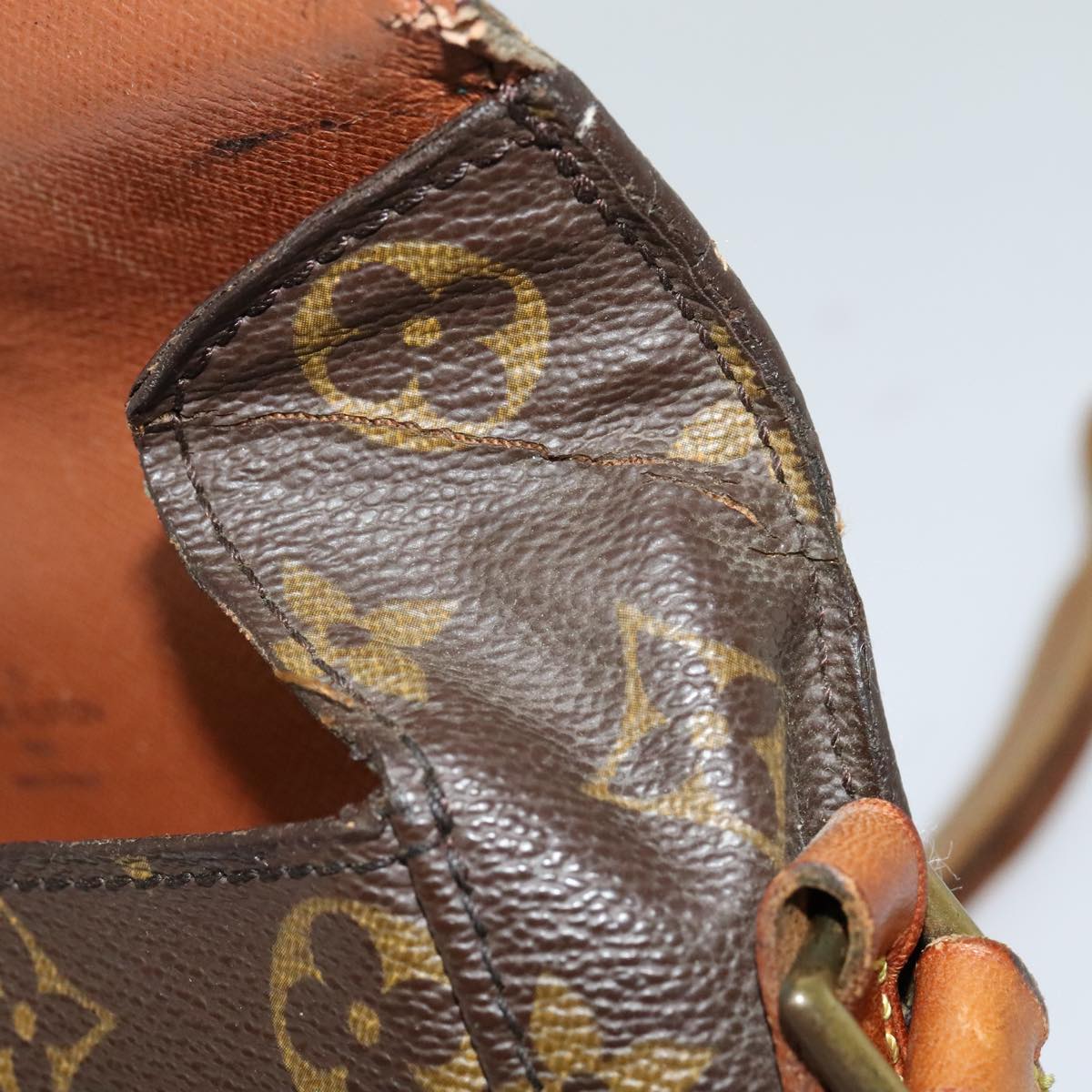 LOUIS VUITTON Monogram Saint Cloud MM Shoulder Bag M51243 LV Auth 112039