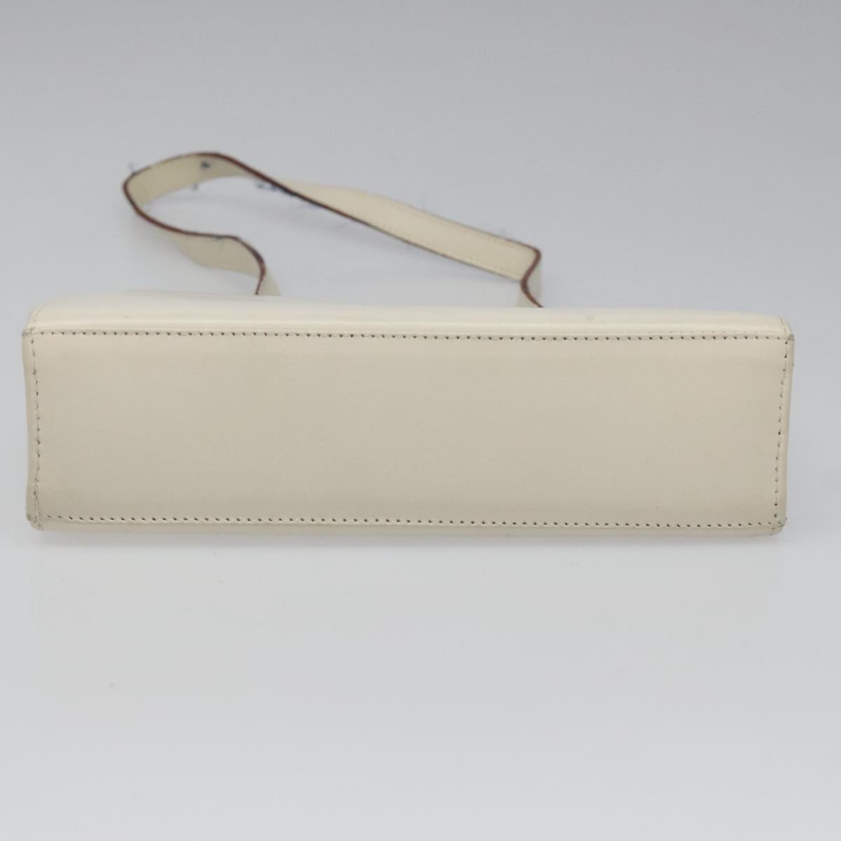 Burberrys Shoulder Bag Leather White Auth 112103