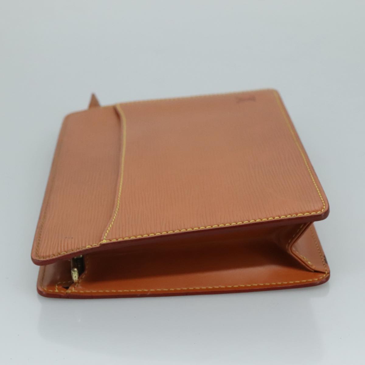 LOUIS VUITTON Epi Pochette Homme Clutch Bag Zipangu Gold M52528 LV Auth 112281