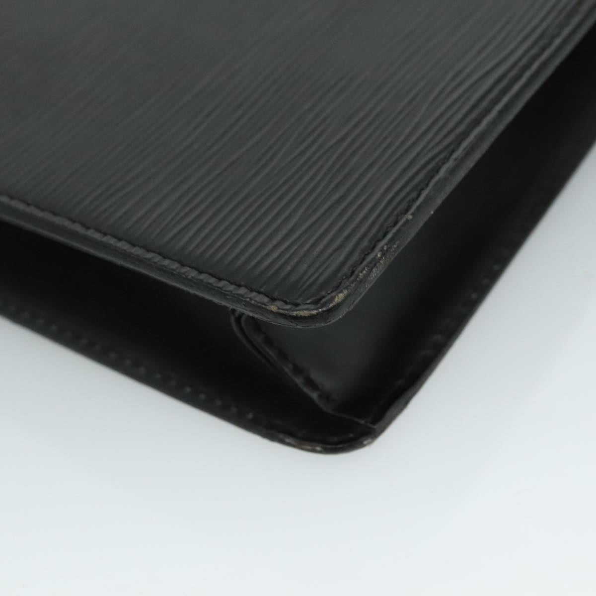 LOUIS VUITTON Epi Pochette Homme Clutch Bag Black Noir M52522 LV Auth 112324