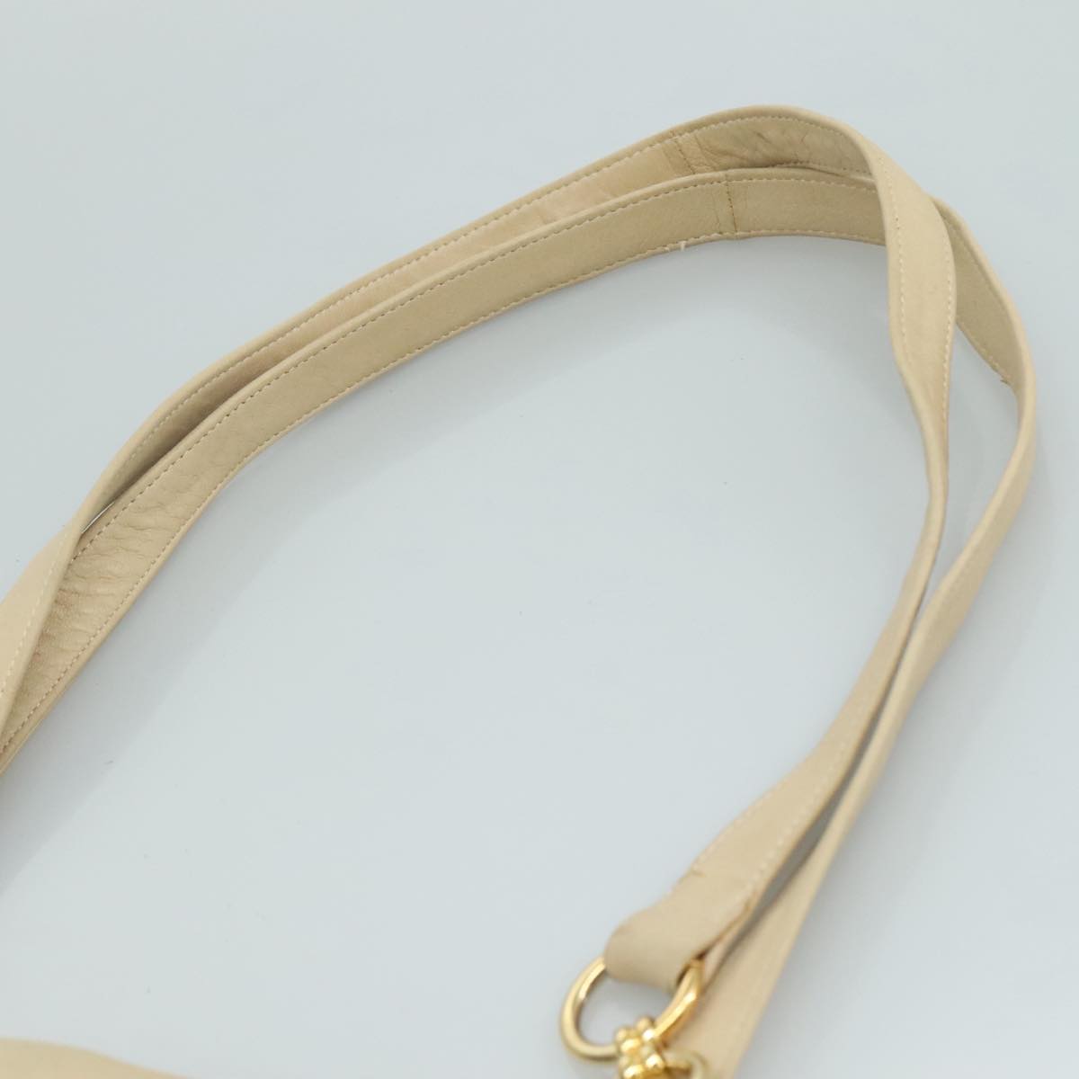 BALLY Quilted Chain Tote Bag Leather Beige Gold Auth 112375