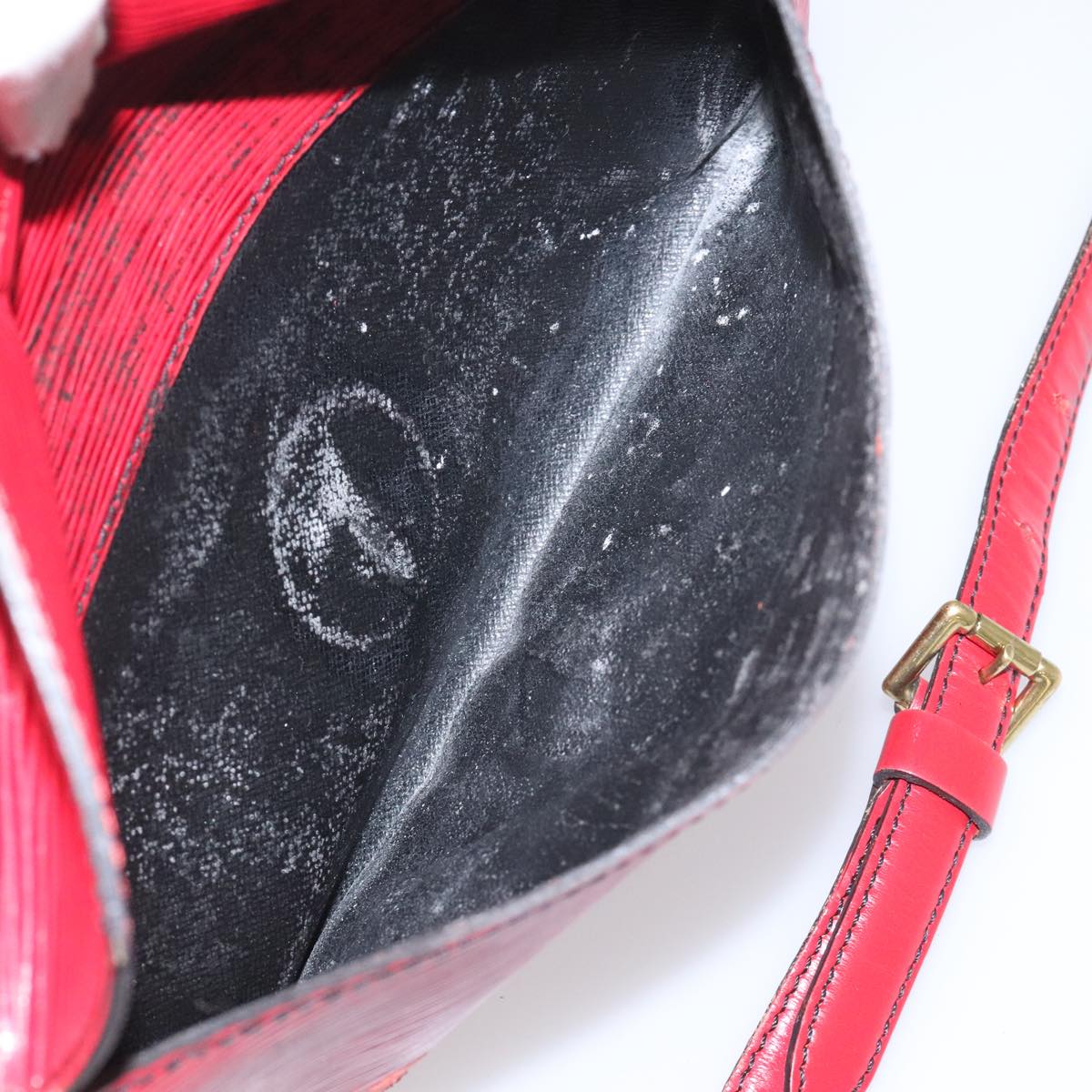LOUIS VUITTON Epi Jeune Fille MM Shoulder Bag Red M52157 LV Auth 112739