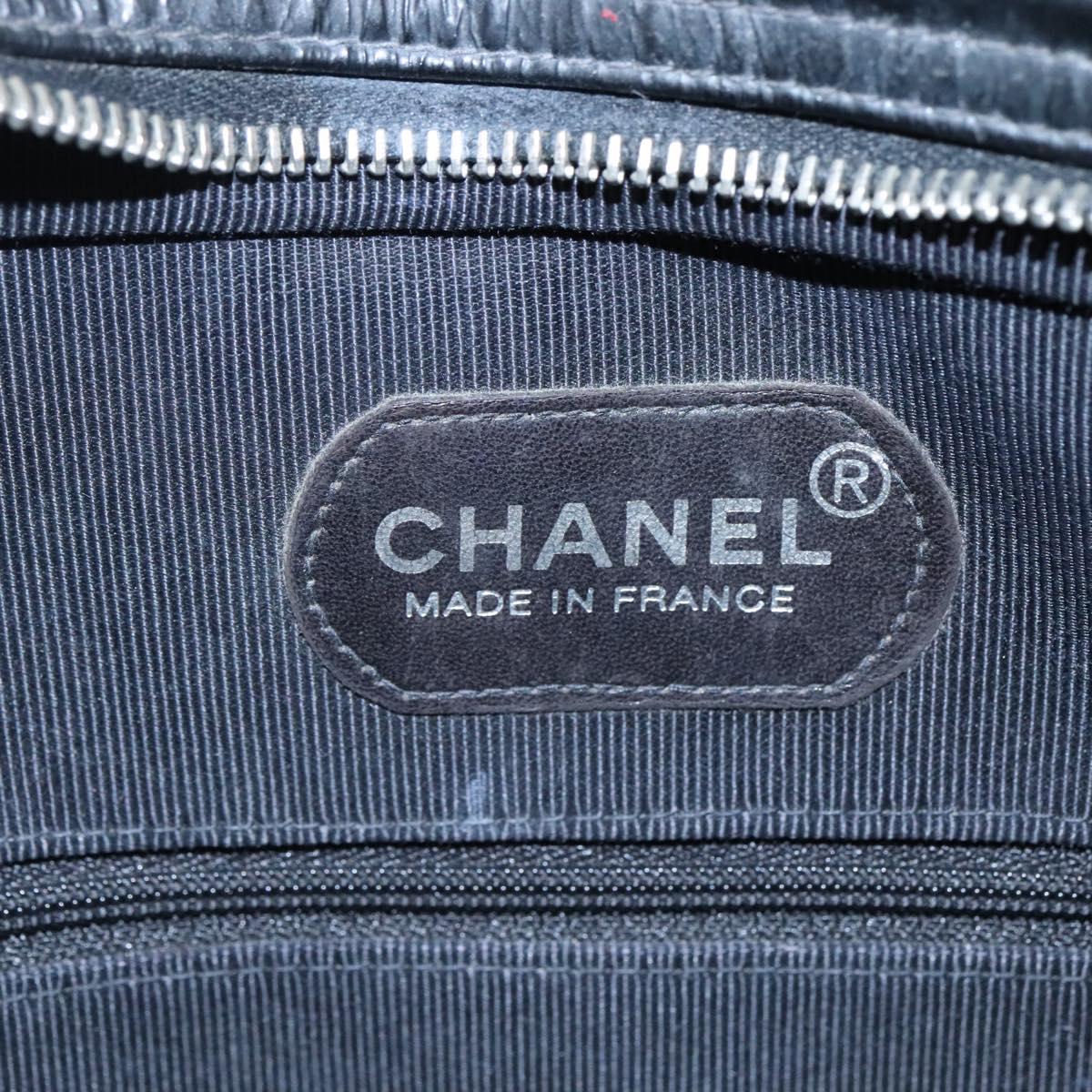 CHANEL Matelasse Shoulder Bag Patent leather Black Gold CC Auth 114045