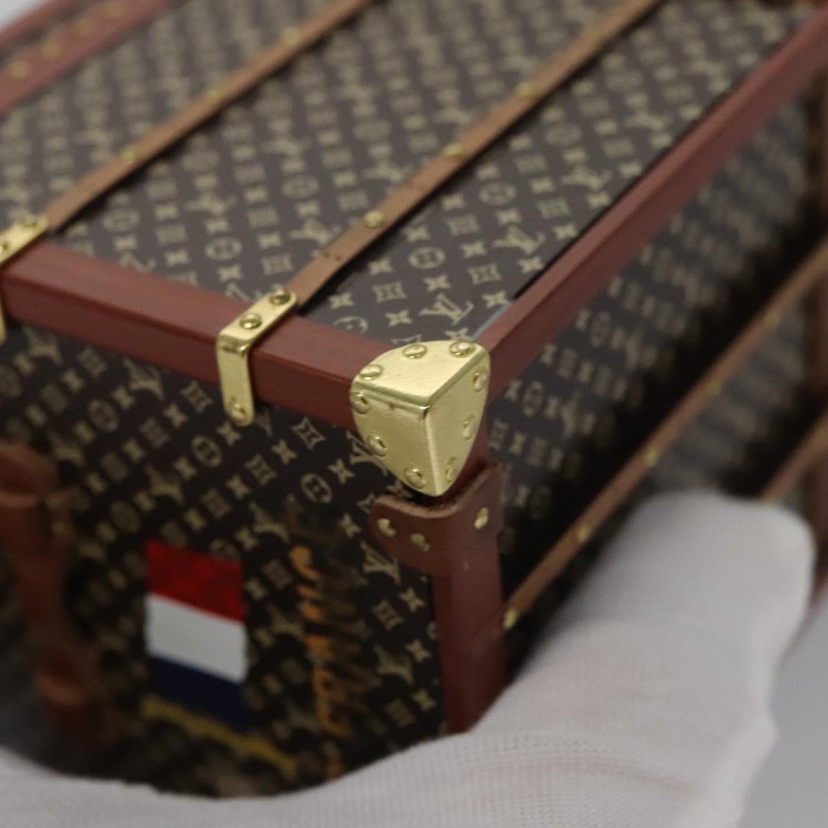 LOUIS VUITTON Miss France Paper Weight Brown M99408 LV Auth 114265