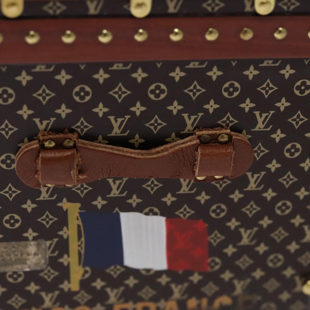 LOUIS VUITTON Miss France Paper Weight Brown M99408 LV Auth 114265