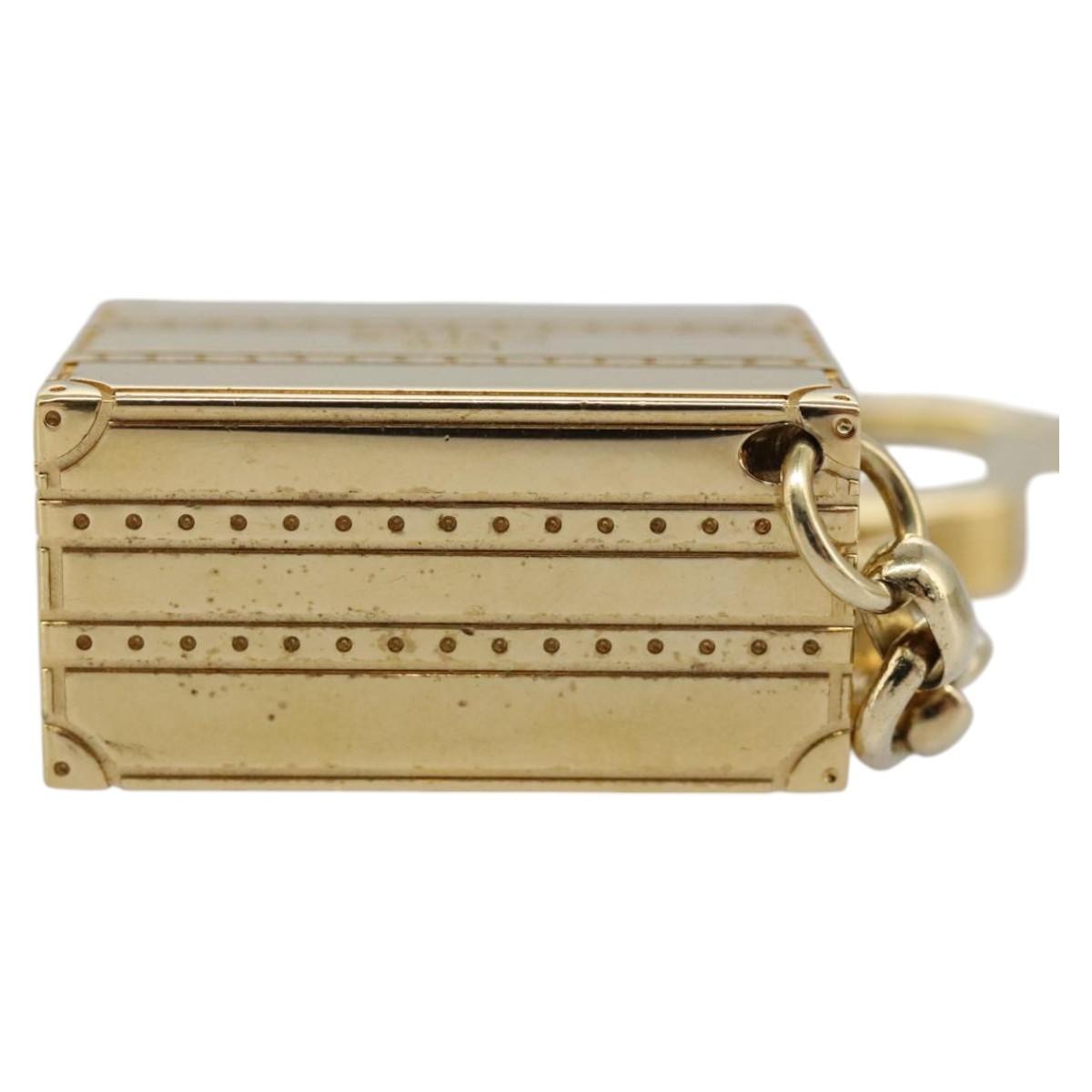 LOUIS VUITTON Trunk Charm metal Gold LV Auth 114602