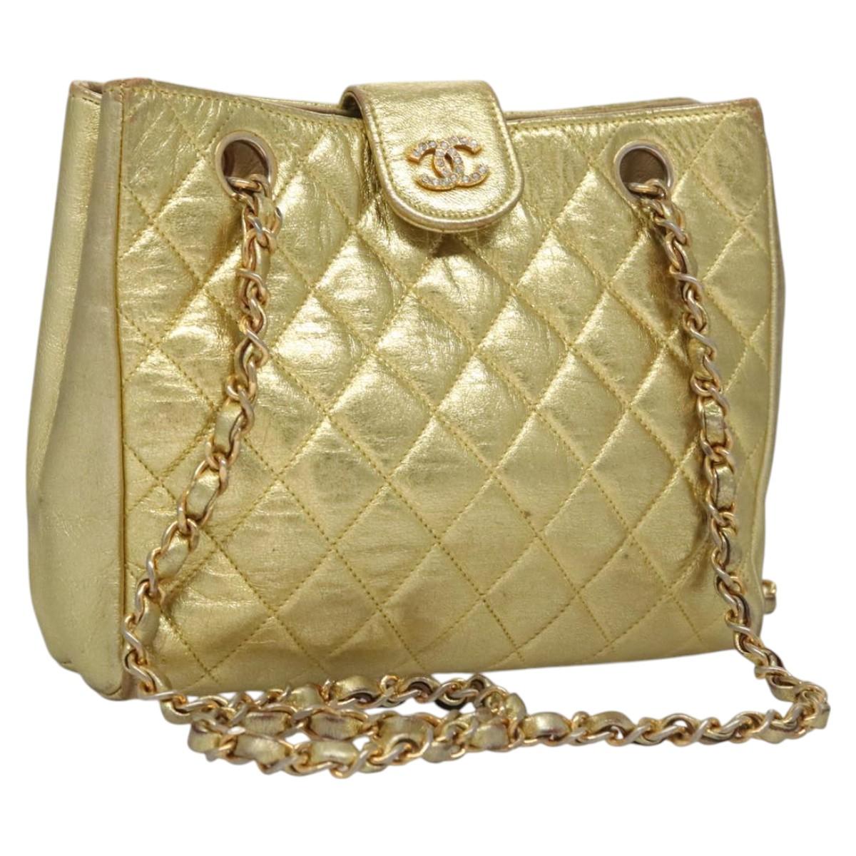 CHANEL Chain Shoulder Bag Leather Gold CC Auth 114863
