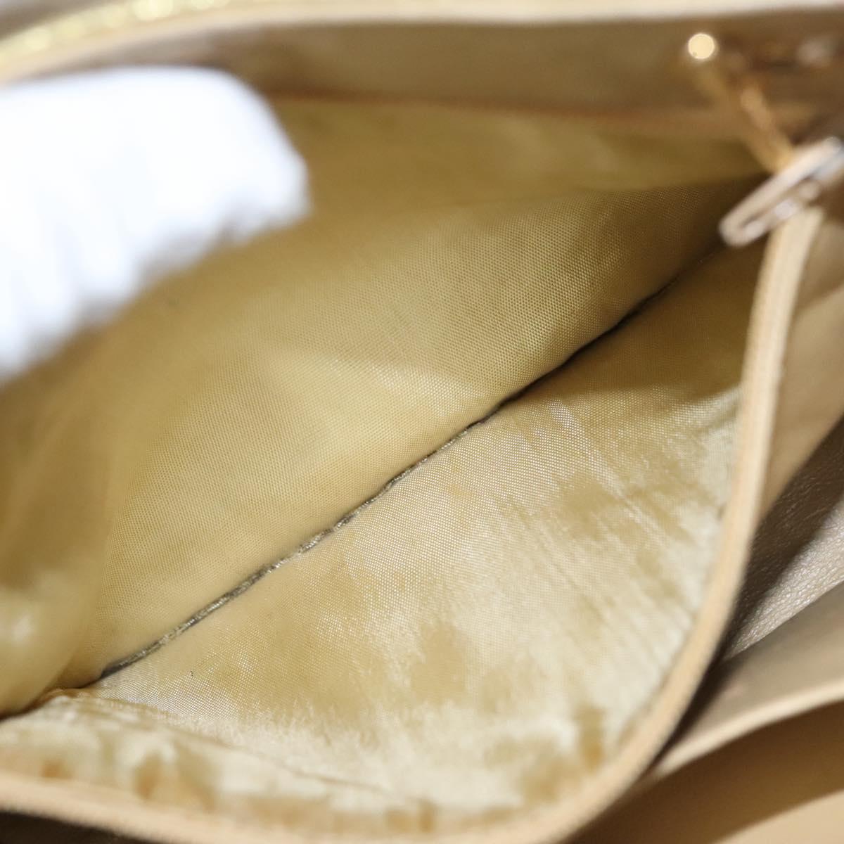 CHANEL Chain Shoulder Bag Leather Gold CC Auth 114863