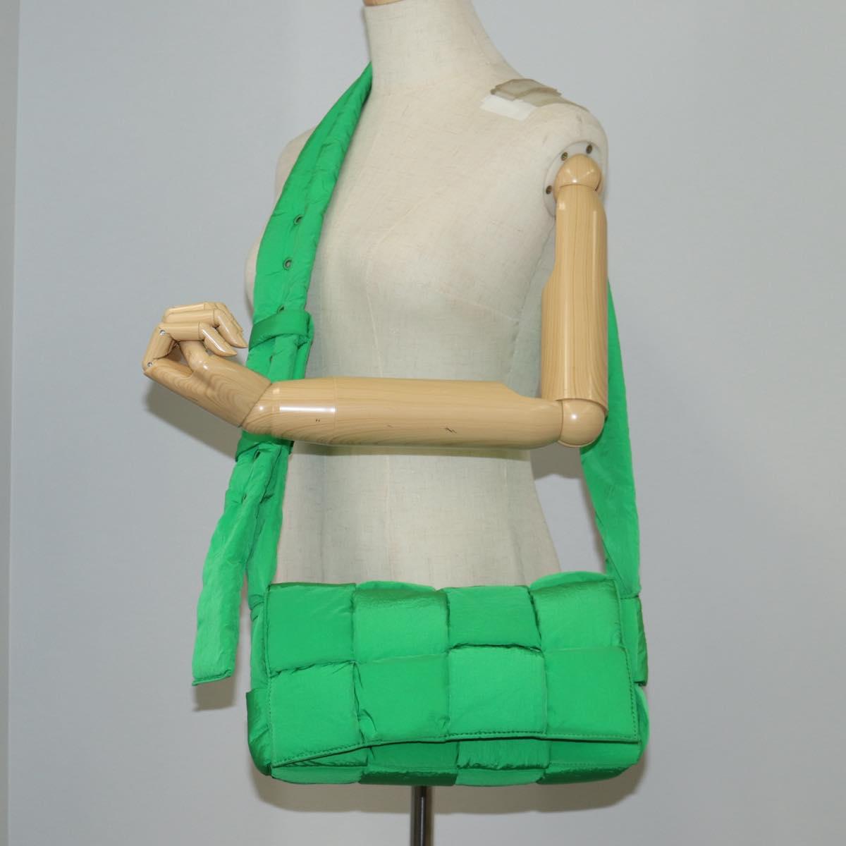 BOTTEGA VENETA MAXI INTRECCIATO Padded Tech Cassette Bag Nylon Auth 115238AM