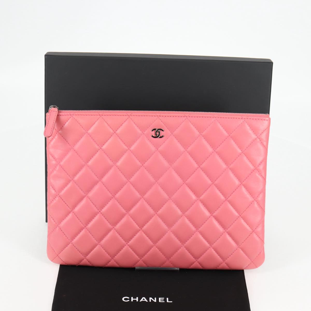 CHANEL Matelasse Clutch Bag Lamb Skin Pink Silver CC Auth 115255V