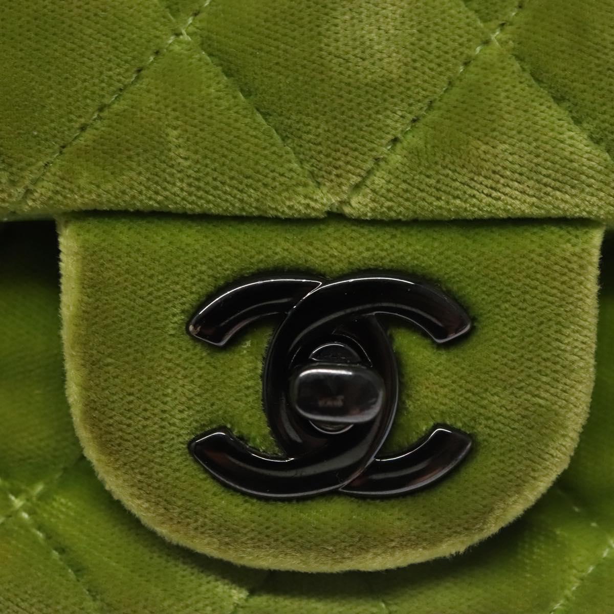 CHANEL Mini Matelasse 20 Single Flap Chain Bag Velor Green CC Auth 115601A