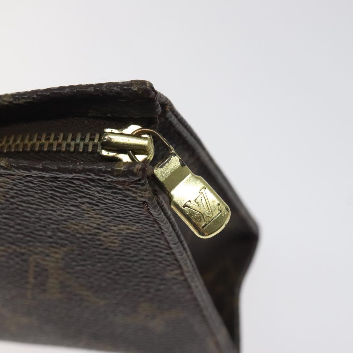 LOUIS VUITTON Monogram Poche Toilette 15 Pouch M47546 LV Auth 116089