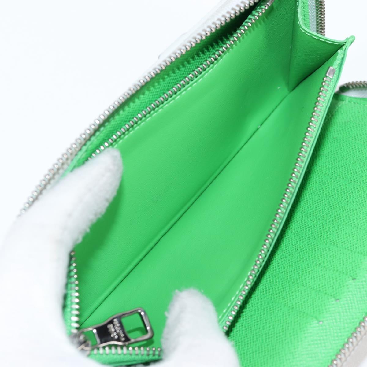 LOUIS VUITTON Monogram LV Portrait Zippy Vertical Wallet M82590 LV Auth 116099AM