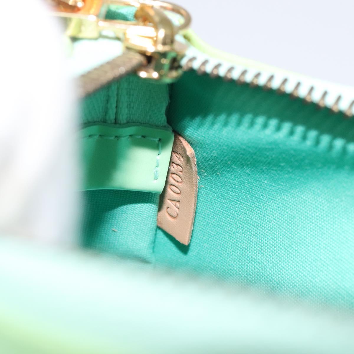 LOUIS VUITTON Monogram Vernis Mallory Square Pouch Peppermint M91293 Auth 116213