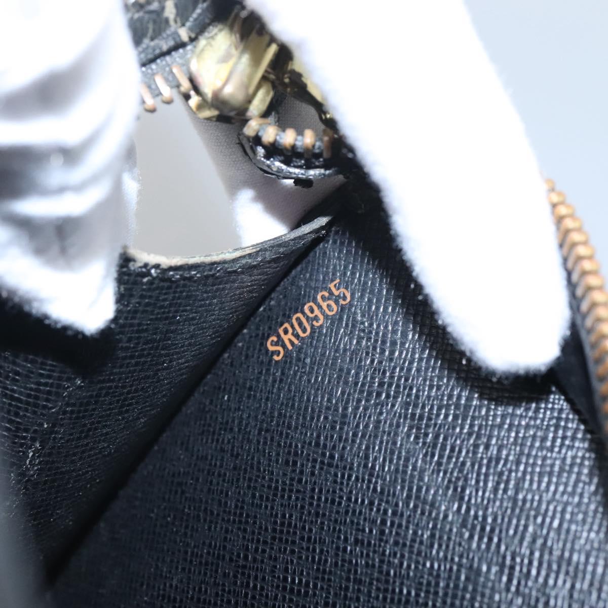 LOUIS VUITTON Epi Pochette Homme Clutch Bag Black Noir M52522 LV Auth 116789