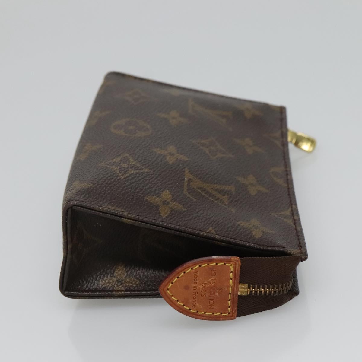 LOUIS VUITTON Monogram Posh Toilette 15 Pouch M47546 LV Auth 116887