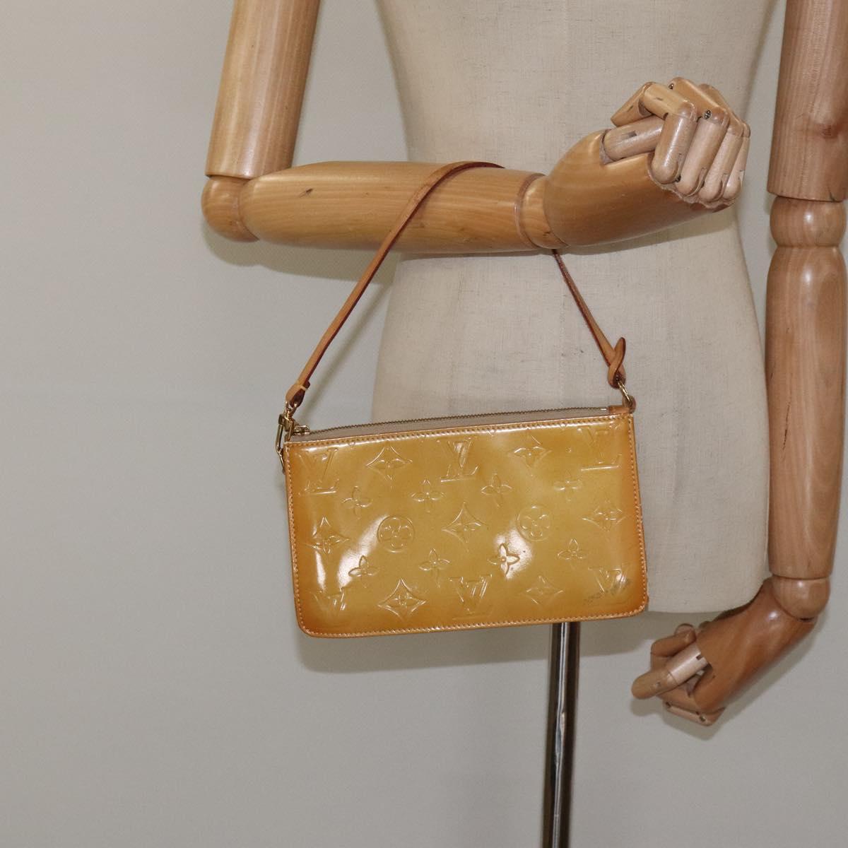 LOUIS VUITTON Monogram Vernis Lexington Accessory Pouch Beige M91010 Auth 116900