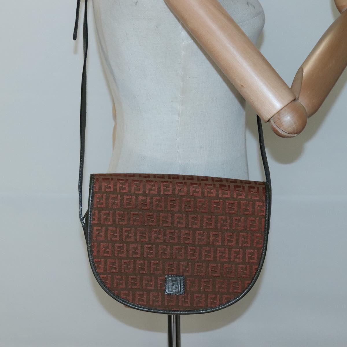 FENDI Zucchino Canvas Shoulder Bag Khaki Gold Auth 117538