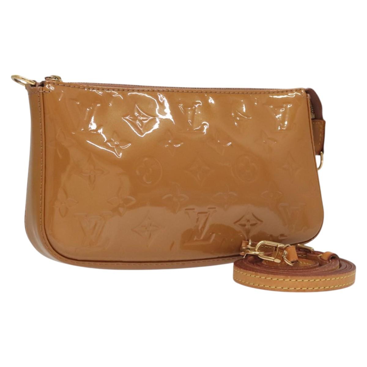 LOUIS VUITTON Vernis Pochette Accessoires Pouch Rose Velours M91575 Auth 117712