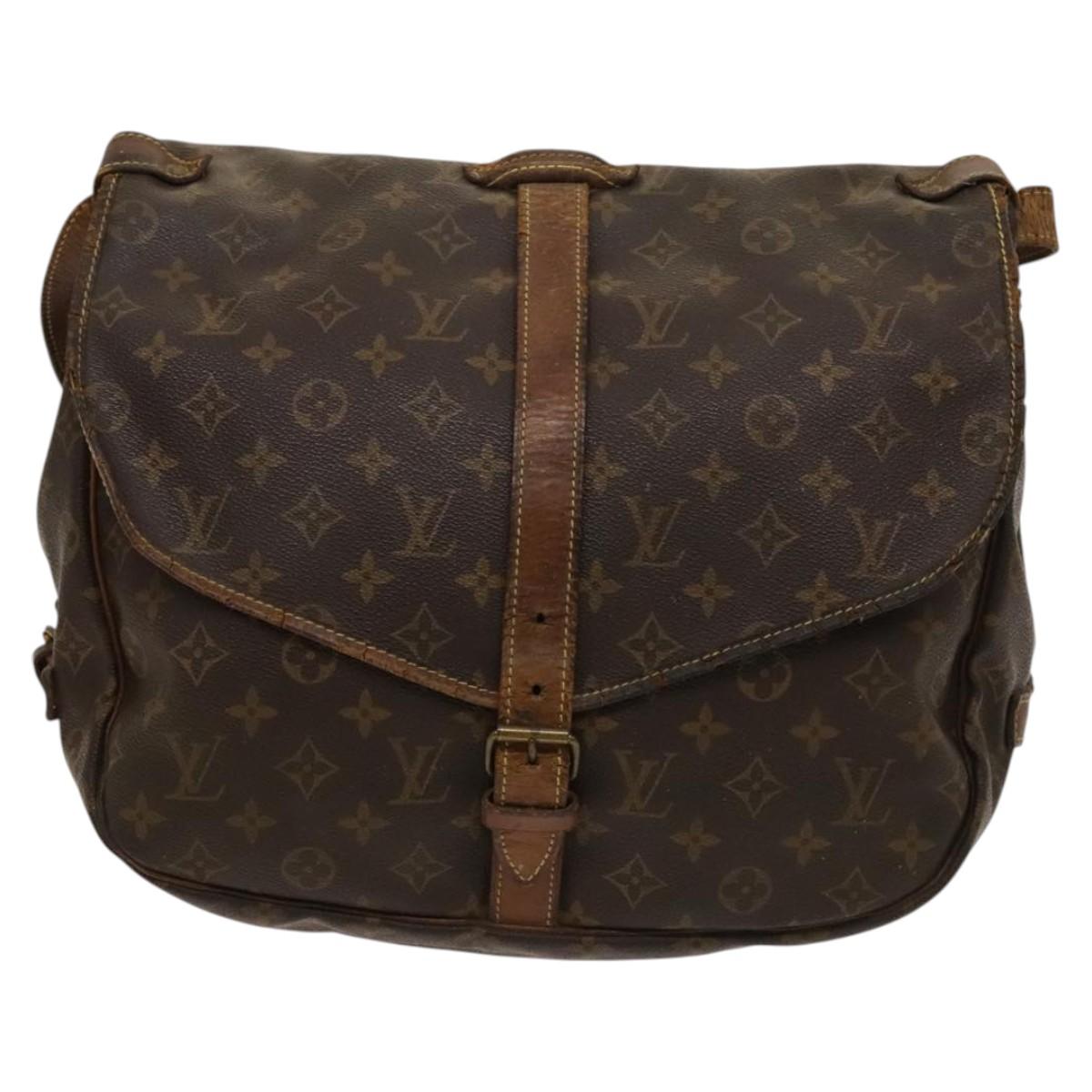 LOUIS VUITTON Monogram Saumur 35 Shoulder Bag M42254 LV Auth 118195