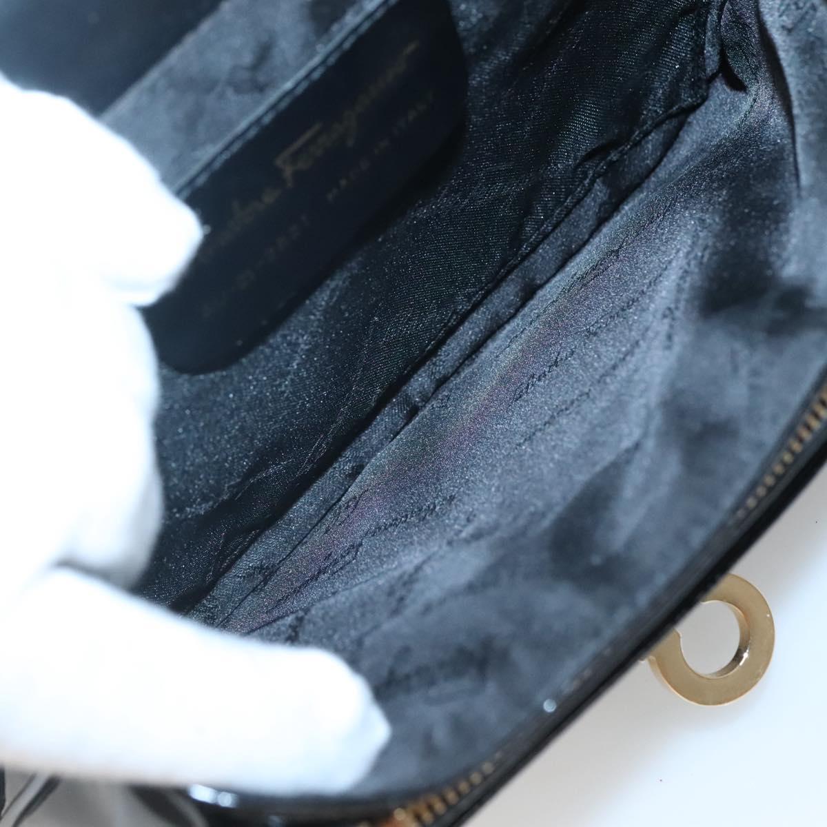 Salvatore Ferragamo Gancini Hand Bag Patent leather Black Gold Auth 118783