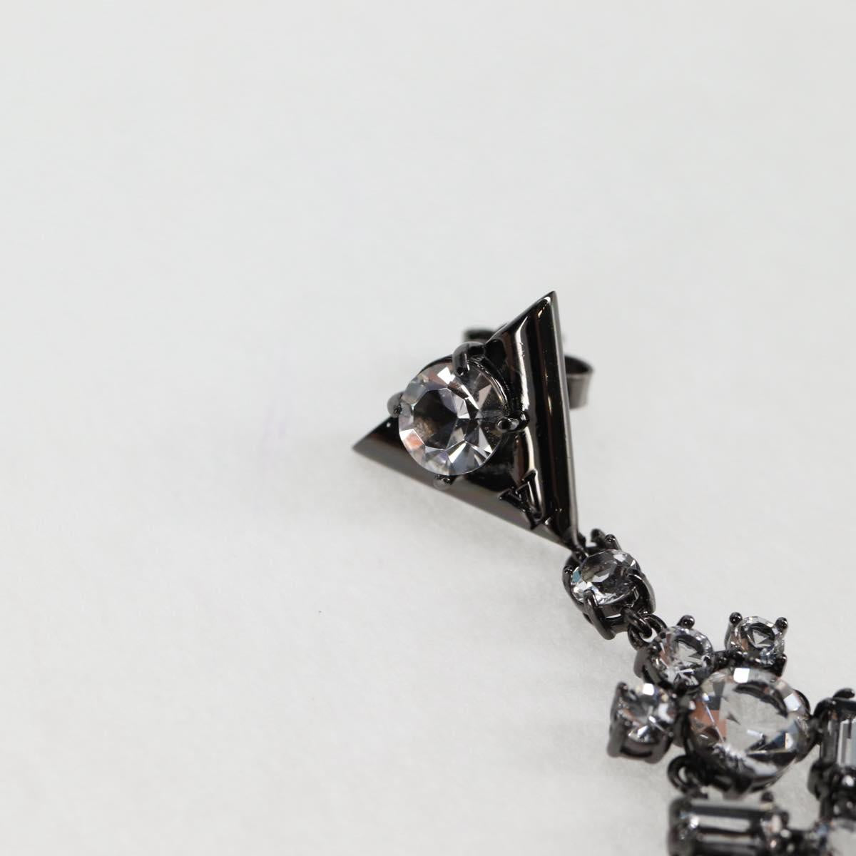 LOUIS VUITTON Pierce LV Chandelier Metal Silver Tone M02180 LV Auth 118796SM
