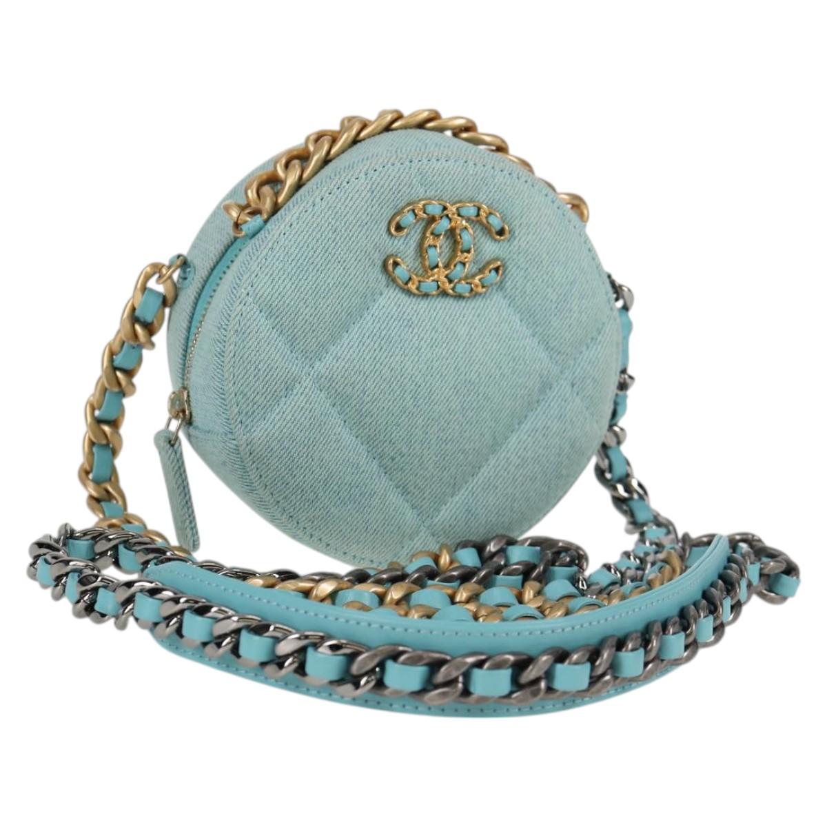 CHANEL Chain Shoulder Bag Denim Blue Gold CC Auth 118918M