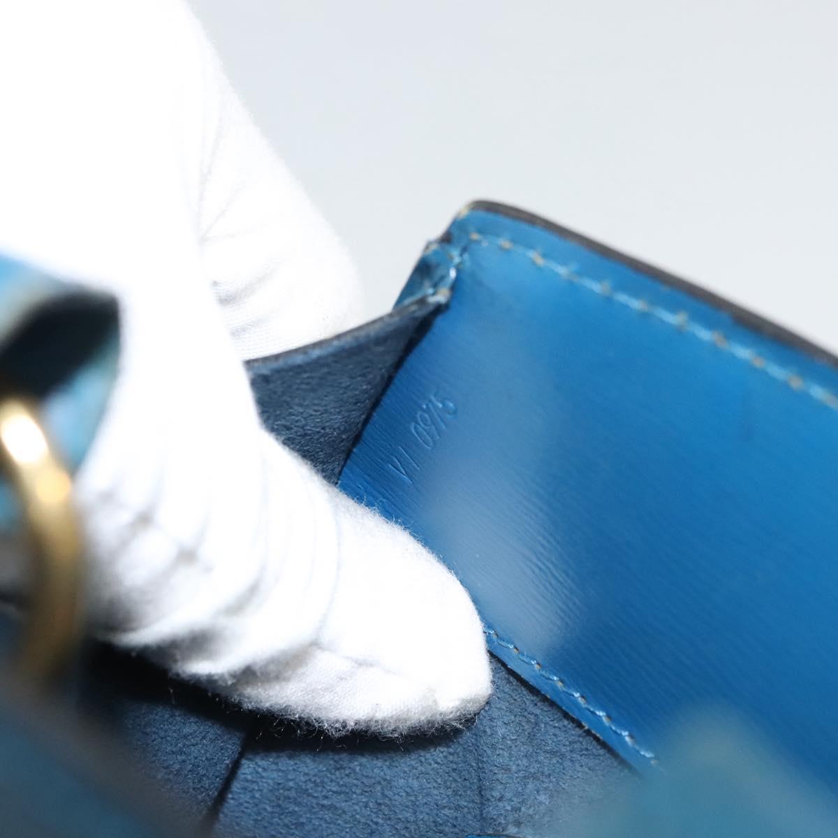 LOUIS VUITTON Epi Cluny Shoulder Bag Blue M52255 LV Auth 119203