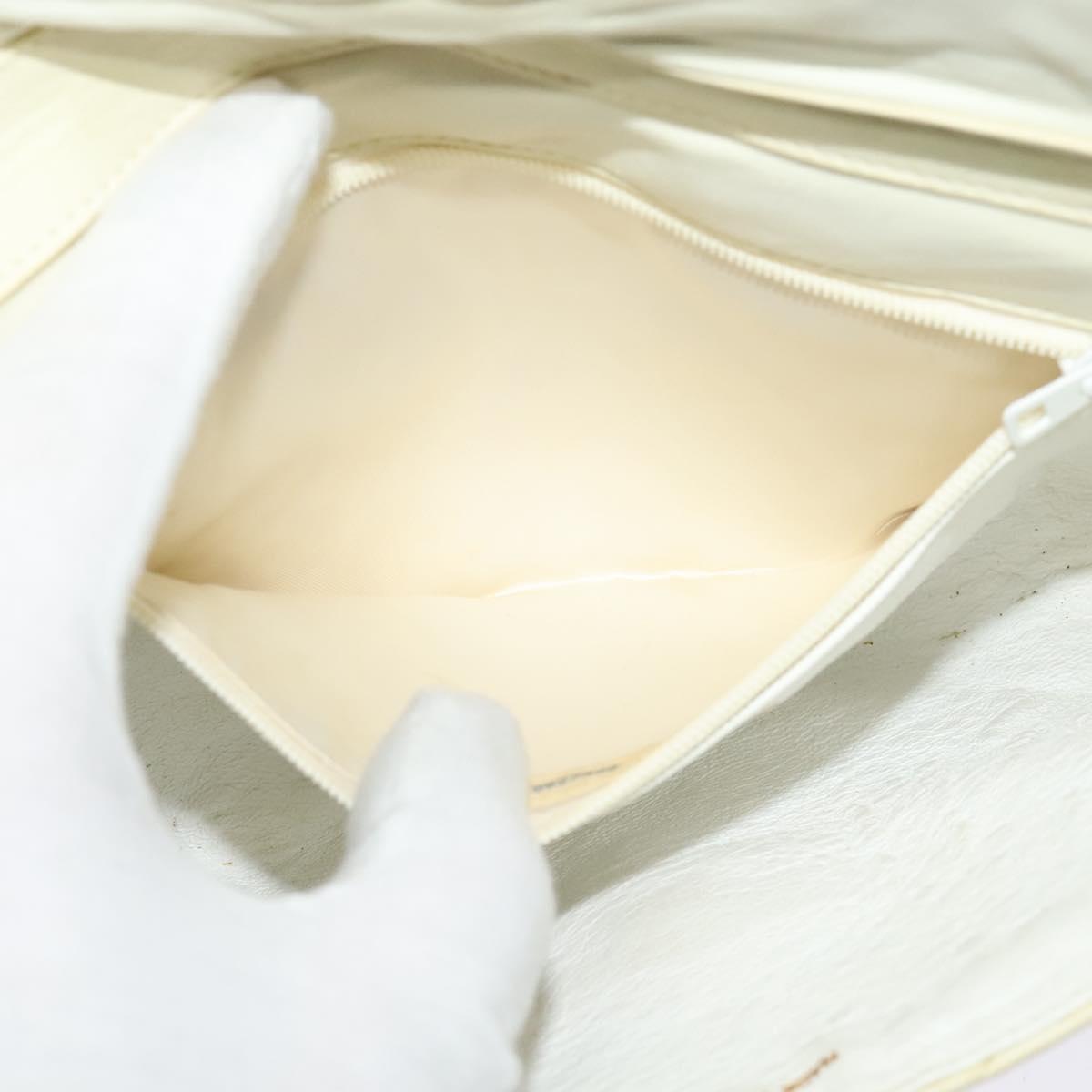 CHANEL Matelasse Chain Shoulder Bag Lamb Skin White CC Auth 119388