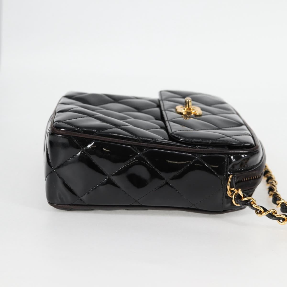 CHANEL Matelasse Chain Shoulder Bag Patent leather Black Gold CC Auth 119551