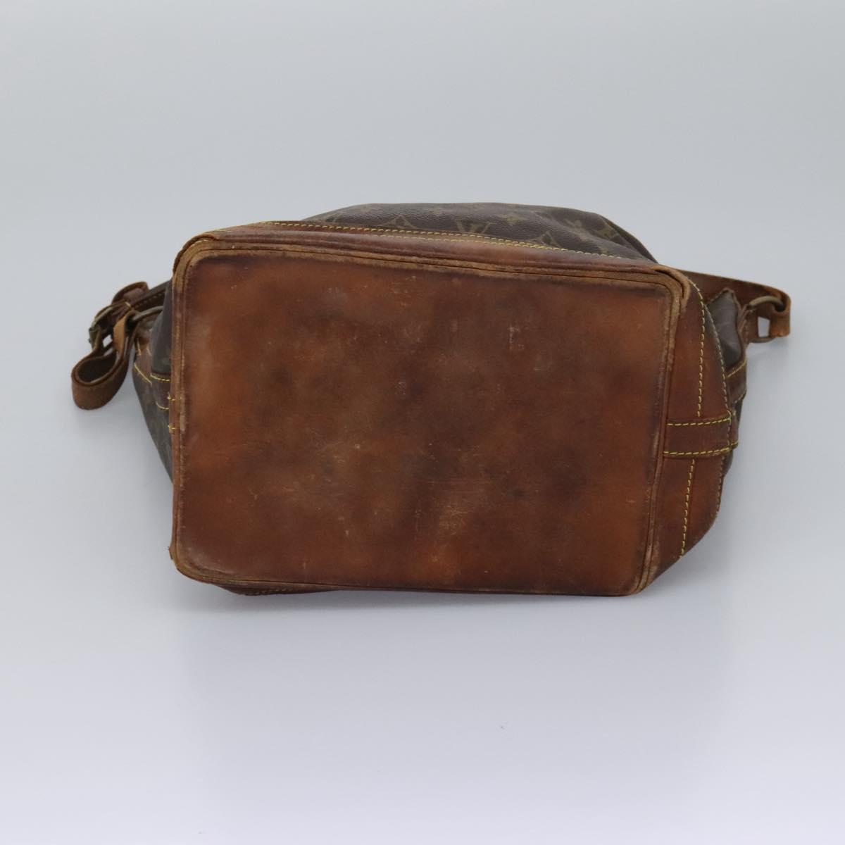 LOUIS VUITTON Monogram Noe Shoulder Bag M42224 LV Auth 119838