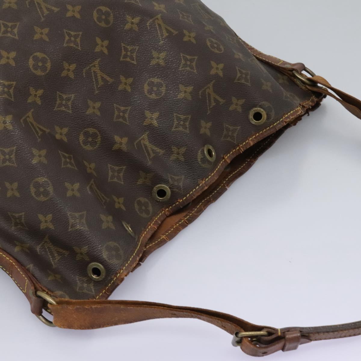 LOUIS VUITTON Monogram Noe Shoulder Bag M42224 LV Auth 119838