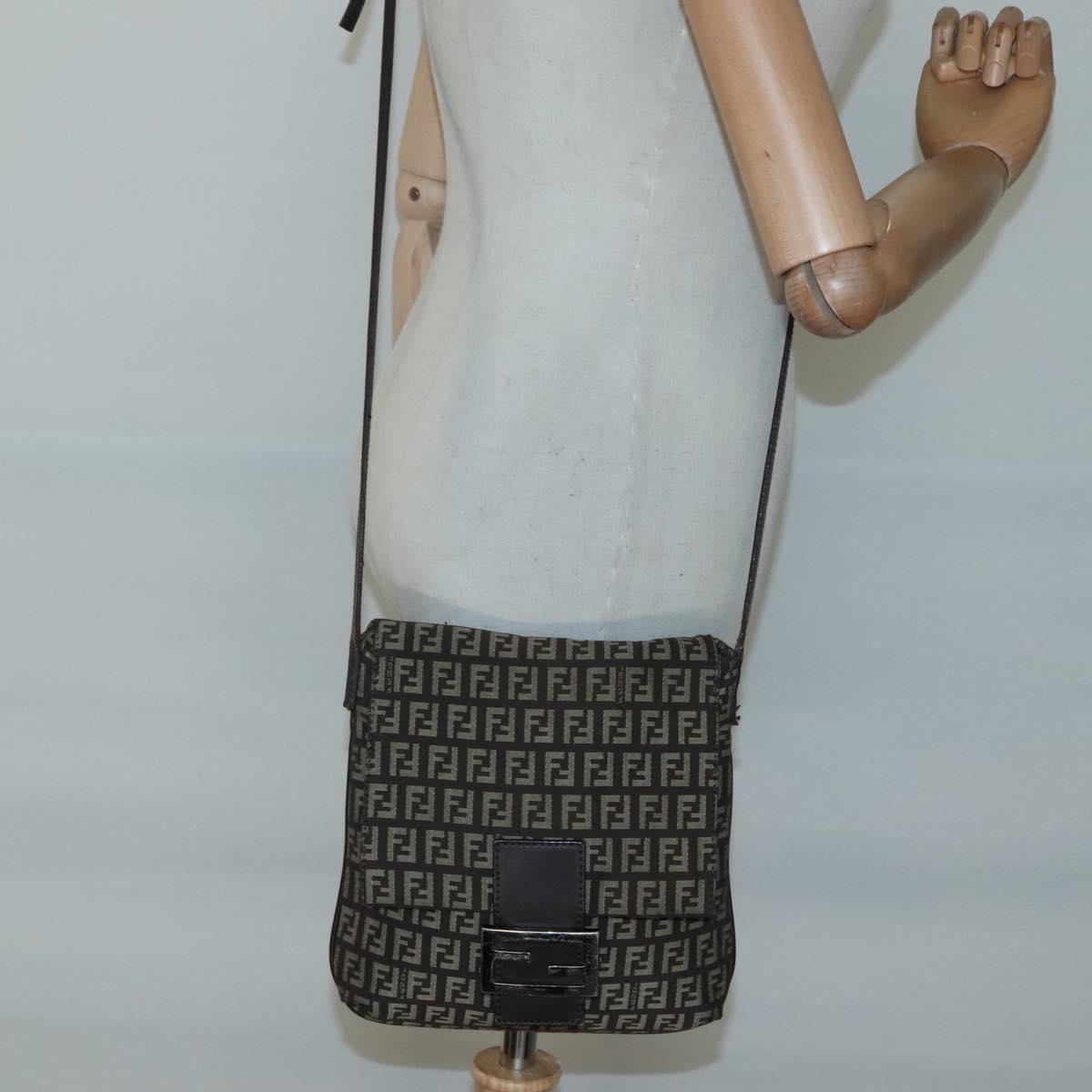 FENDI Zucchino Canvas Shoulder Bag Black Brown Silver Auth 120201