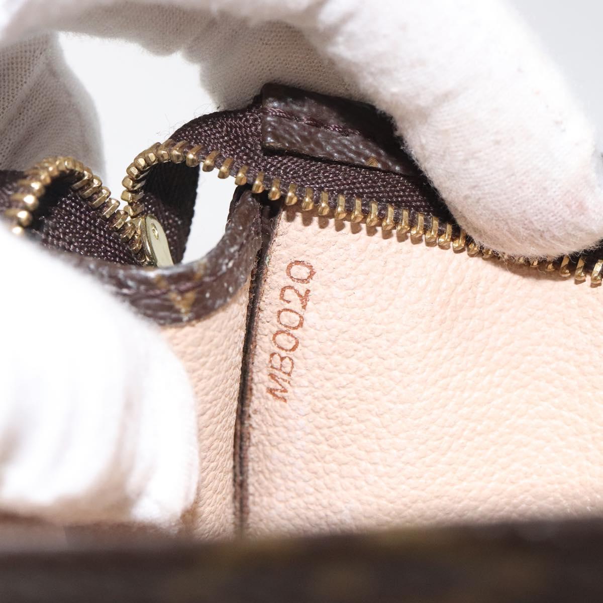 LOUIS VUITTON Monogram Poche Toilette 15 Pouch M47546 LV Auth 120728