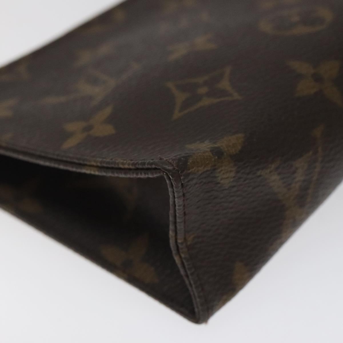 LOUIS VUITTON Monogram Poche Toilette 15 Pouch M47546 LV Auth 120728