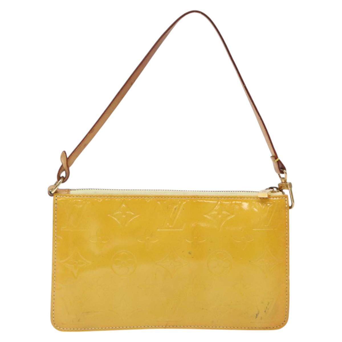 LOUIS VUITTON Vernis Lexington Accessory Pouch Lime Yellow M91058 Auth 120744