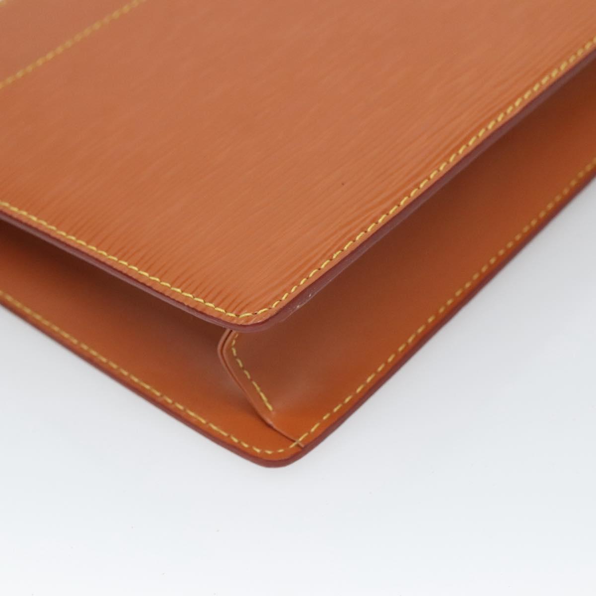 LOUIS VUITTON Epi Pochette Homme Clutch Bag Zipangu Gold M52528 LV Auth 121092