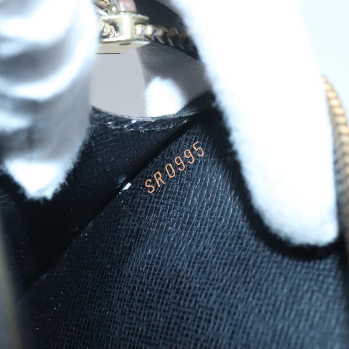 LOUIS VUITTON Epi Pochette Homme Clutch Bag Black Noir M52522 LV Auth 121095