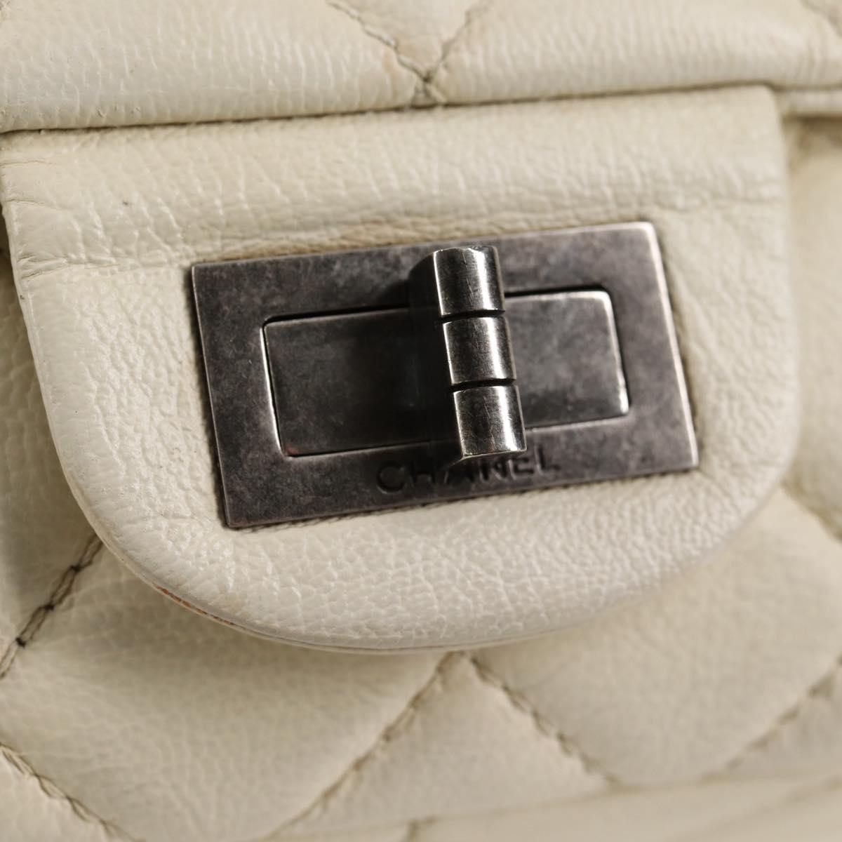 CHANEL Matelasse 30 2.25 Chain Shoulder Bag Caviar Skin White CC Auth 121441