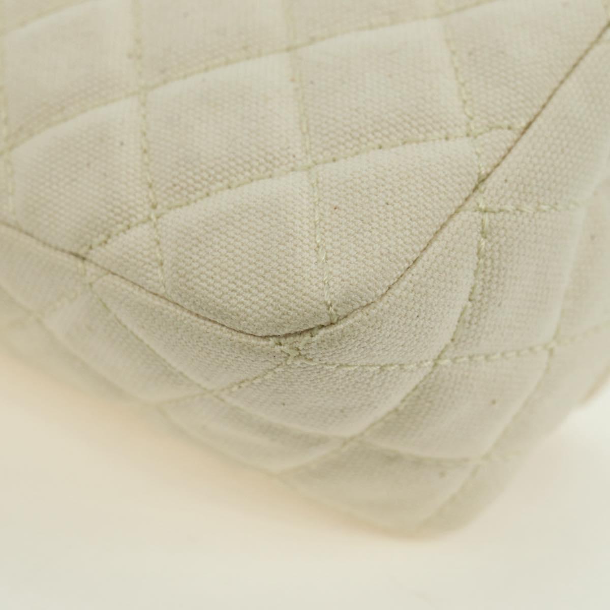CHANEL Matelasse Chain Shoulder Bag Canvas White Silver CC Auth 121513
