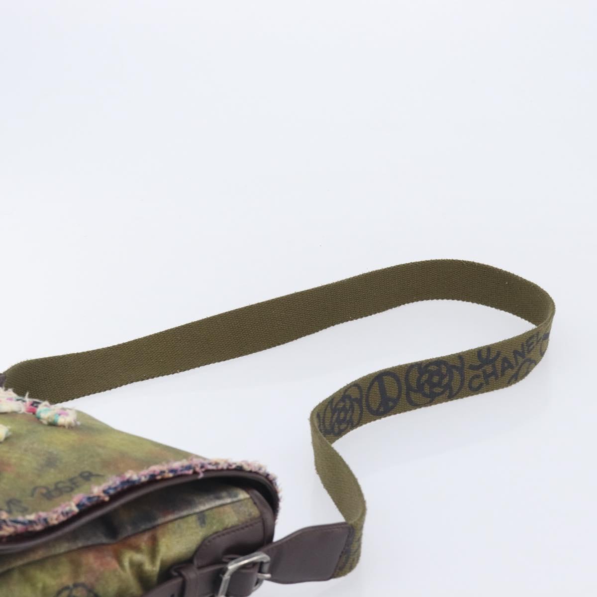 CHANEL Embroidery Graffiti Messenger bag Canvas Khaki Silver CC Auth 121518SM