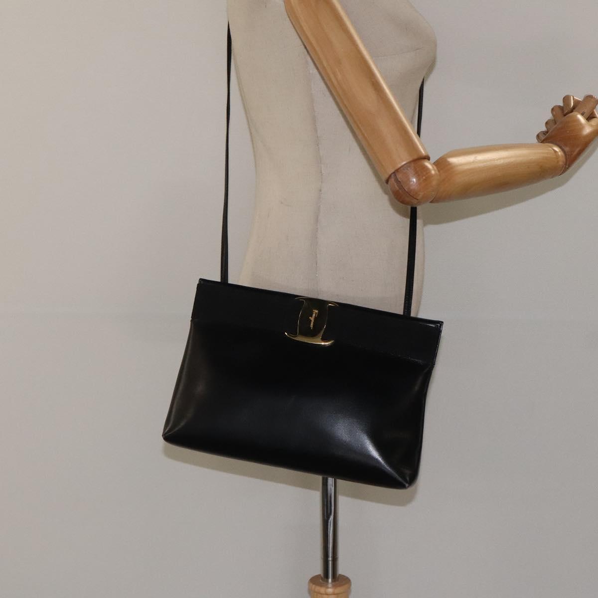 Salvatore Ferragamo Vala Shoulder Bag Leather Black Gold Auth 122037