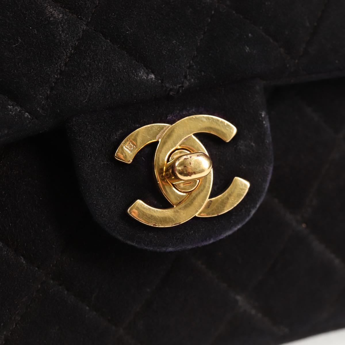 CHANEL Mini Matelasse 17 Single Flap Chain Bag Suede Purple Gold CC Auth 122356