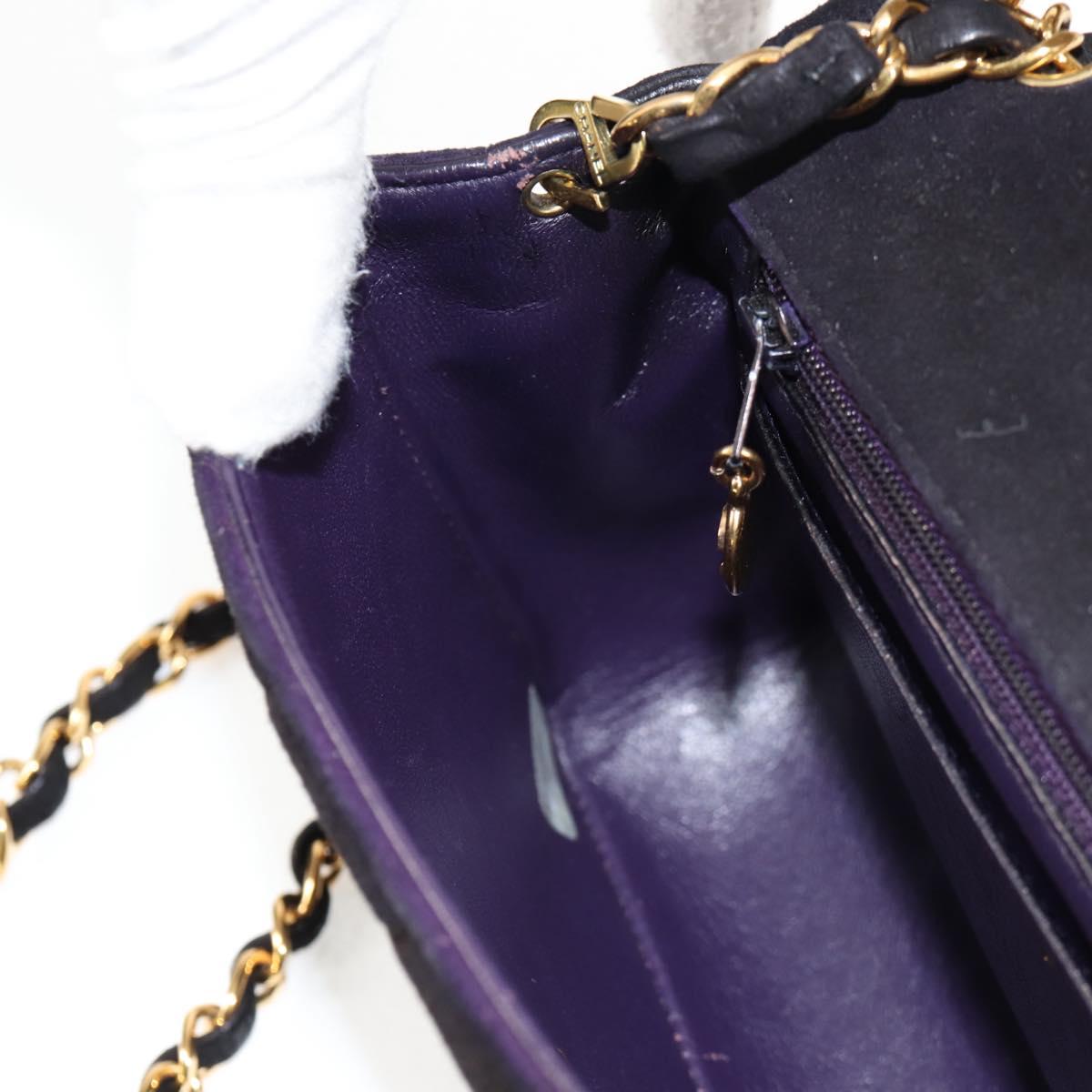 CHANEL Mini Matelasse 17 Single Flap Chain Bag Suede Purple Gold CC Auth 122356