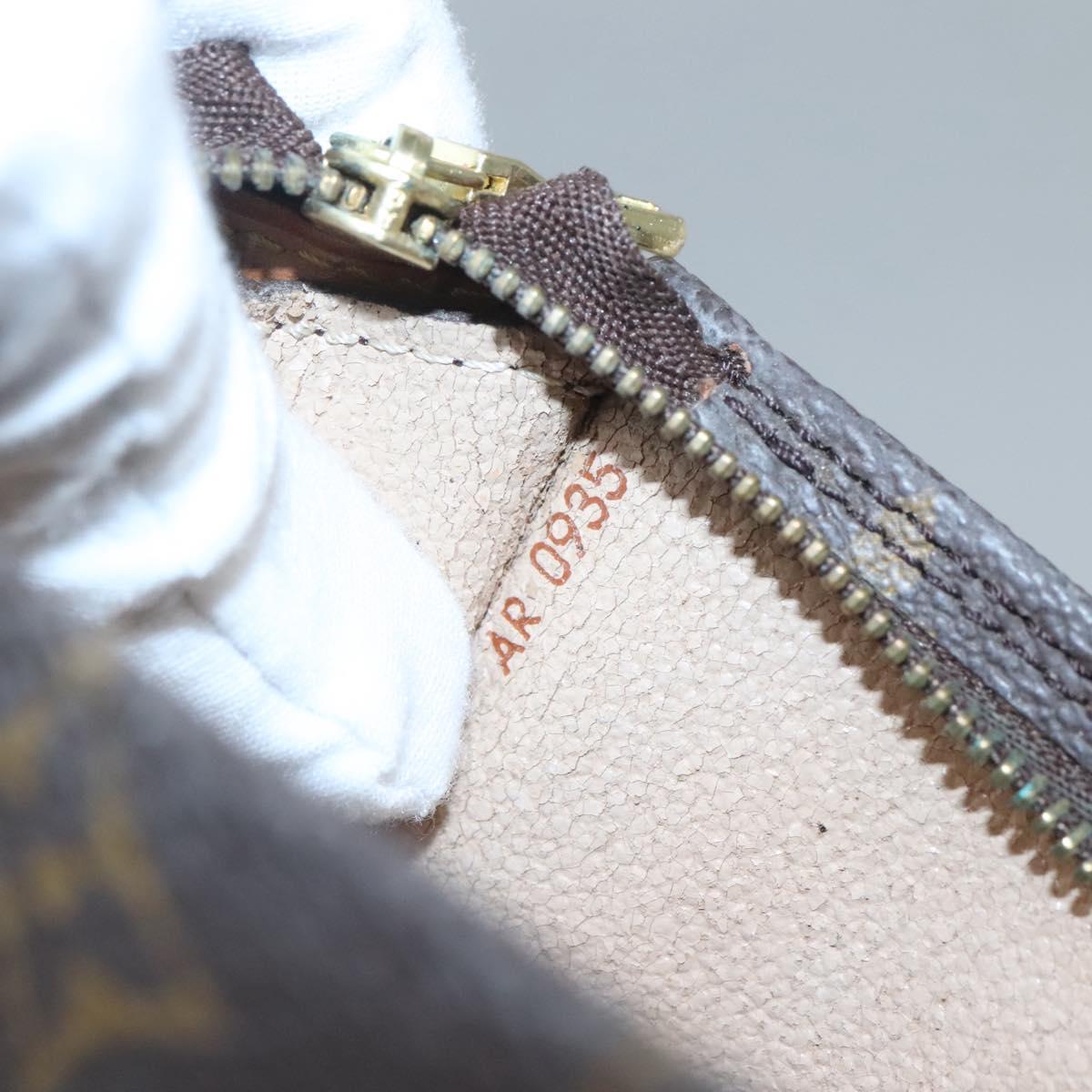 LOUIS VUITTON Monogram Bucket PM Accessory Pouch LV Auth 122577